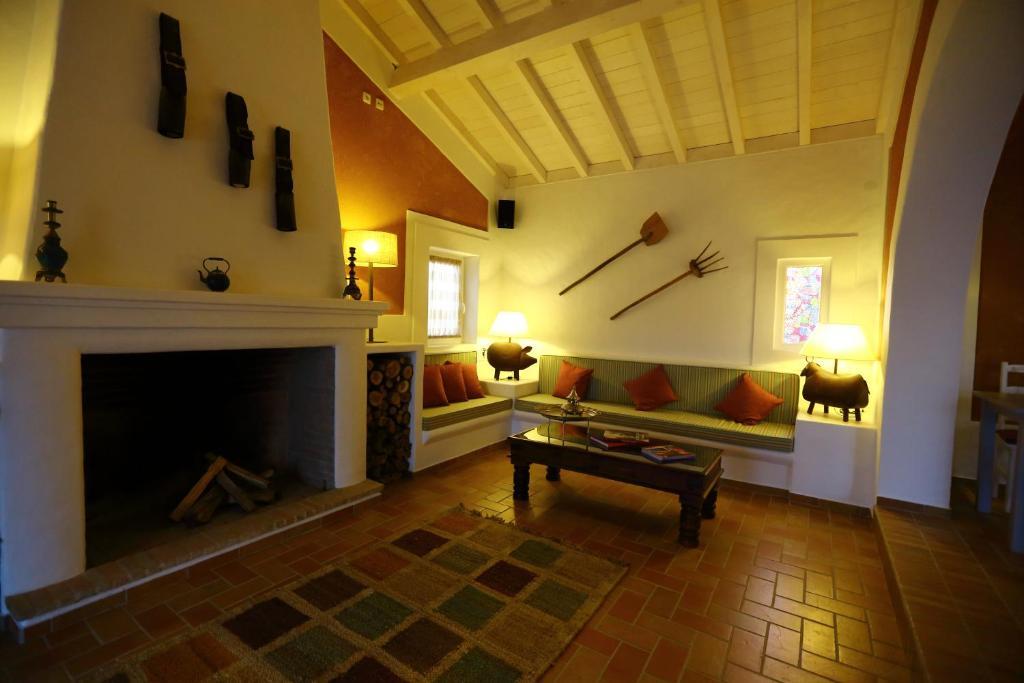 Herdade Do Amarelo Nature & Spa Вила Нова де Милфонтеш Екстериор снимка